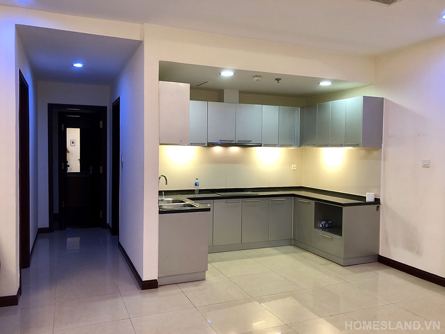 Bếp - căn hộ 2 ngủ 109m2 toà R2 Royal City cho thuê