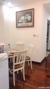 Không gian đặt bàn ăn của căn hộ 101m2 toà R5