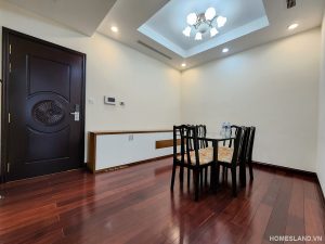 Royal-City-R20288071203